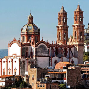 viagens-sagradas-mexico-taxco-igreja-santa-prisca