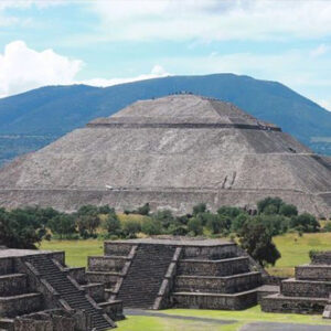 viagens-sagradas-mexico-teotihuacán-piramide-sol-lua