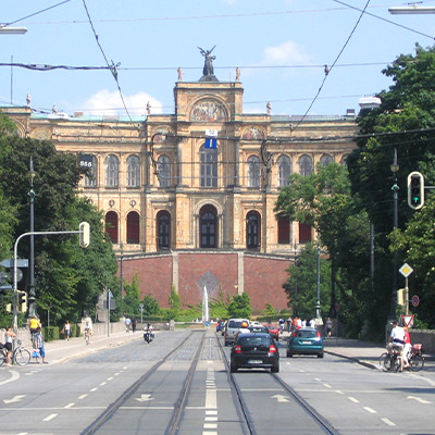 viagens-sagradas-munique-maximilianstrasse