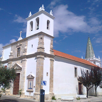 viagens-sagradas-santarem-portugal-igreja-milagre-eucarístico