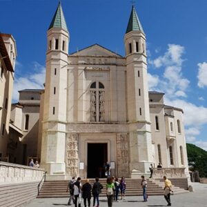 viagens-sagradas-cascia-basilica-santa-rita